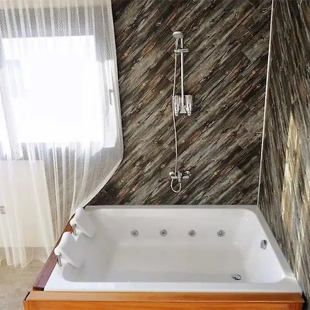 Erta Soyak Alacati Hotel Cesme