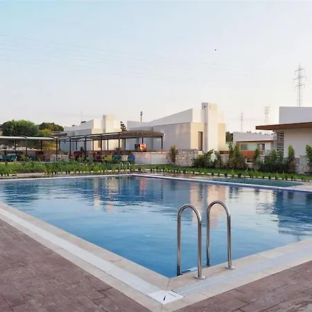 Erta Soyak Alacati 4*